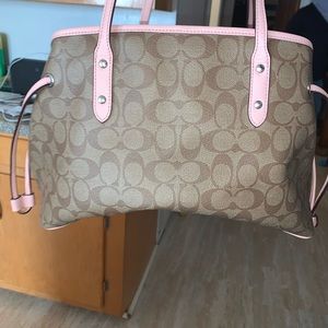 Pink coach bag worn twice..